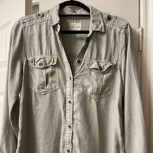 American Eagle Button Down